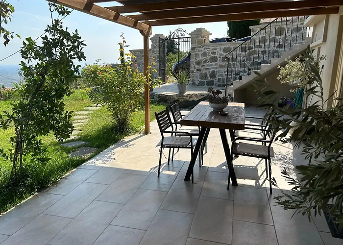 Εn Kanaliois